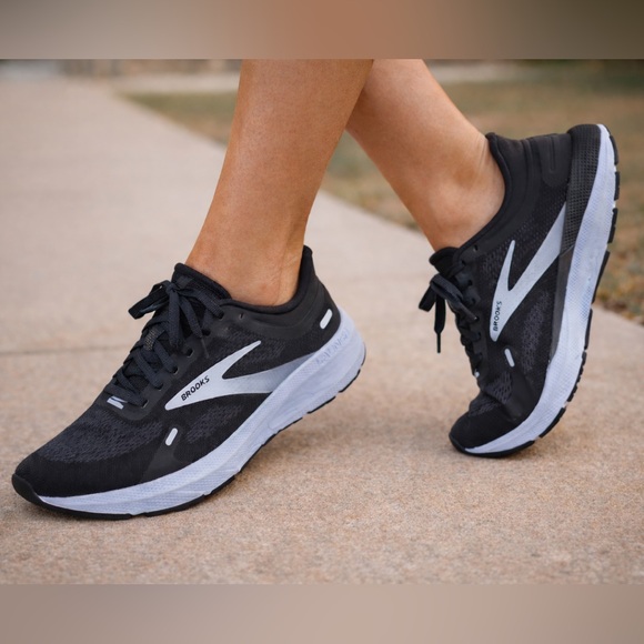 Brooks Shoes - Brooks Ghost 15 Running Shoes Women’s 10.5 Black/Lavender Style 1203731B060